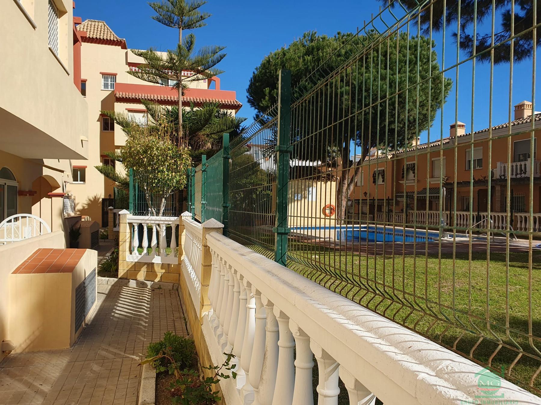 For sale of flat in San Luis de Sabinillas