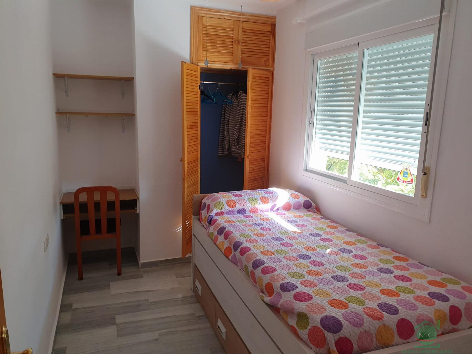 For sale of flat in San Luis de Sabinillas