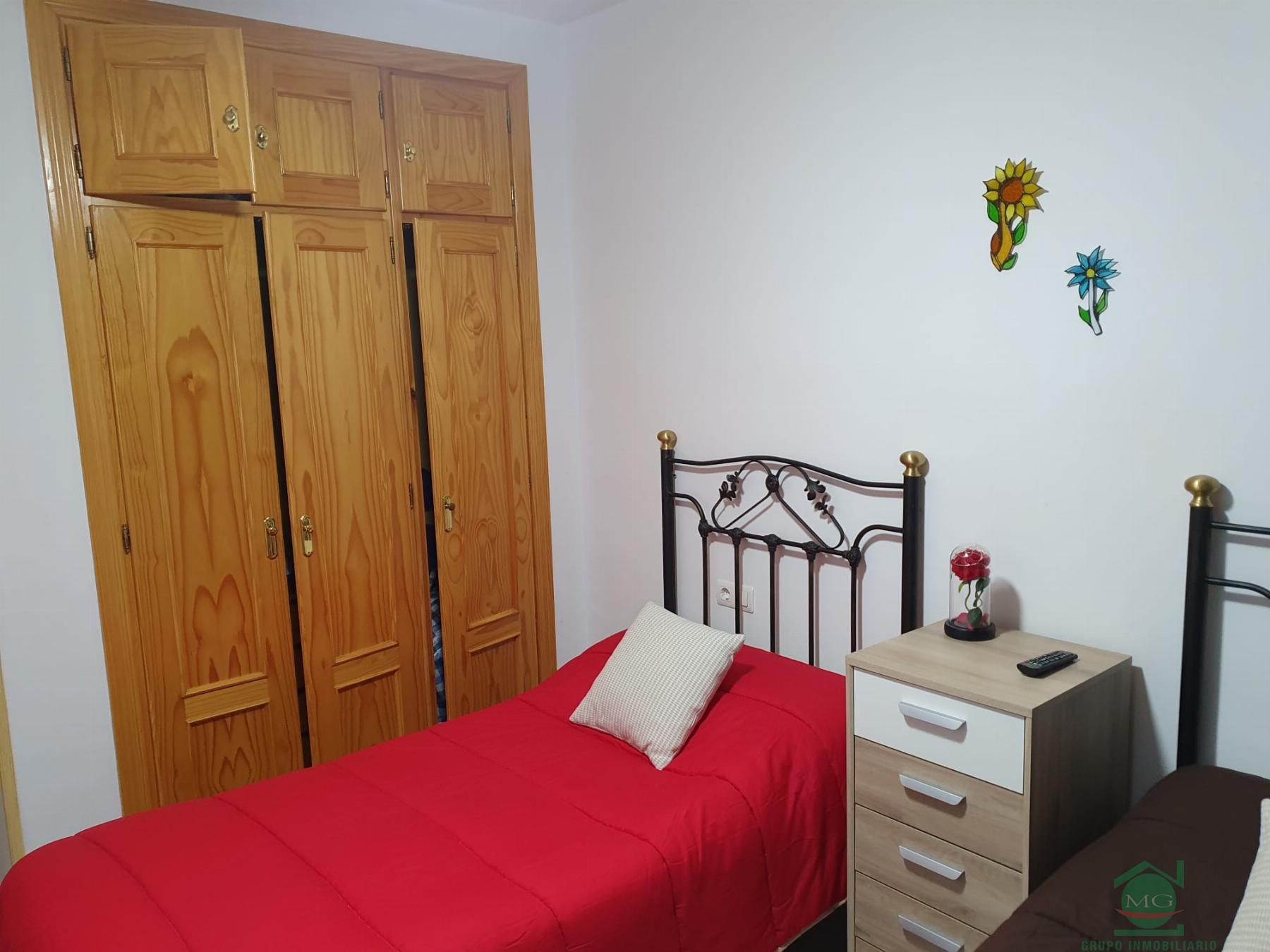 For sale of flat in San Luis de Sabinillas