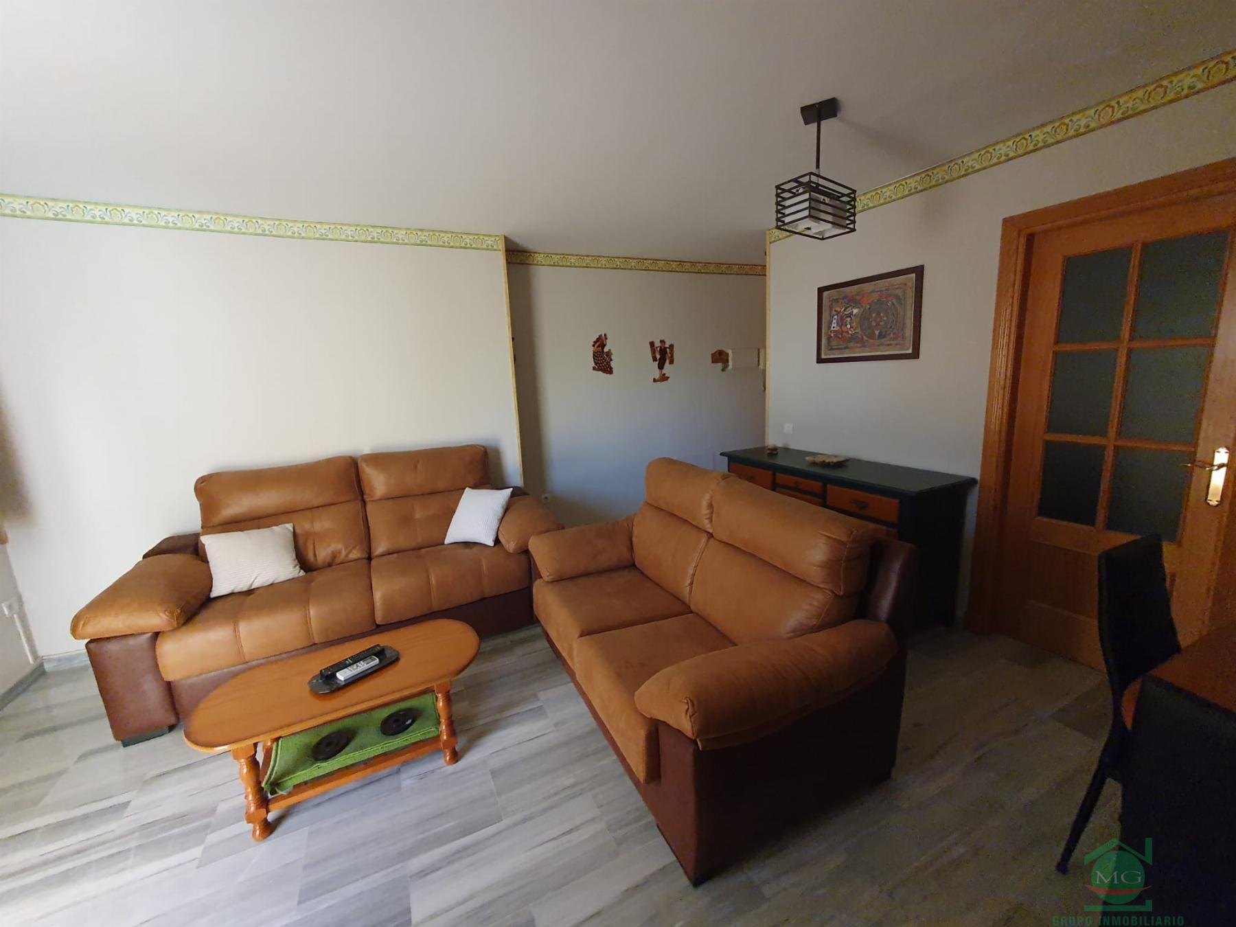 For sale of flat in San Luis de Sabinillas