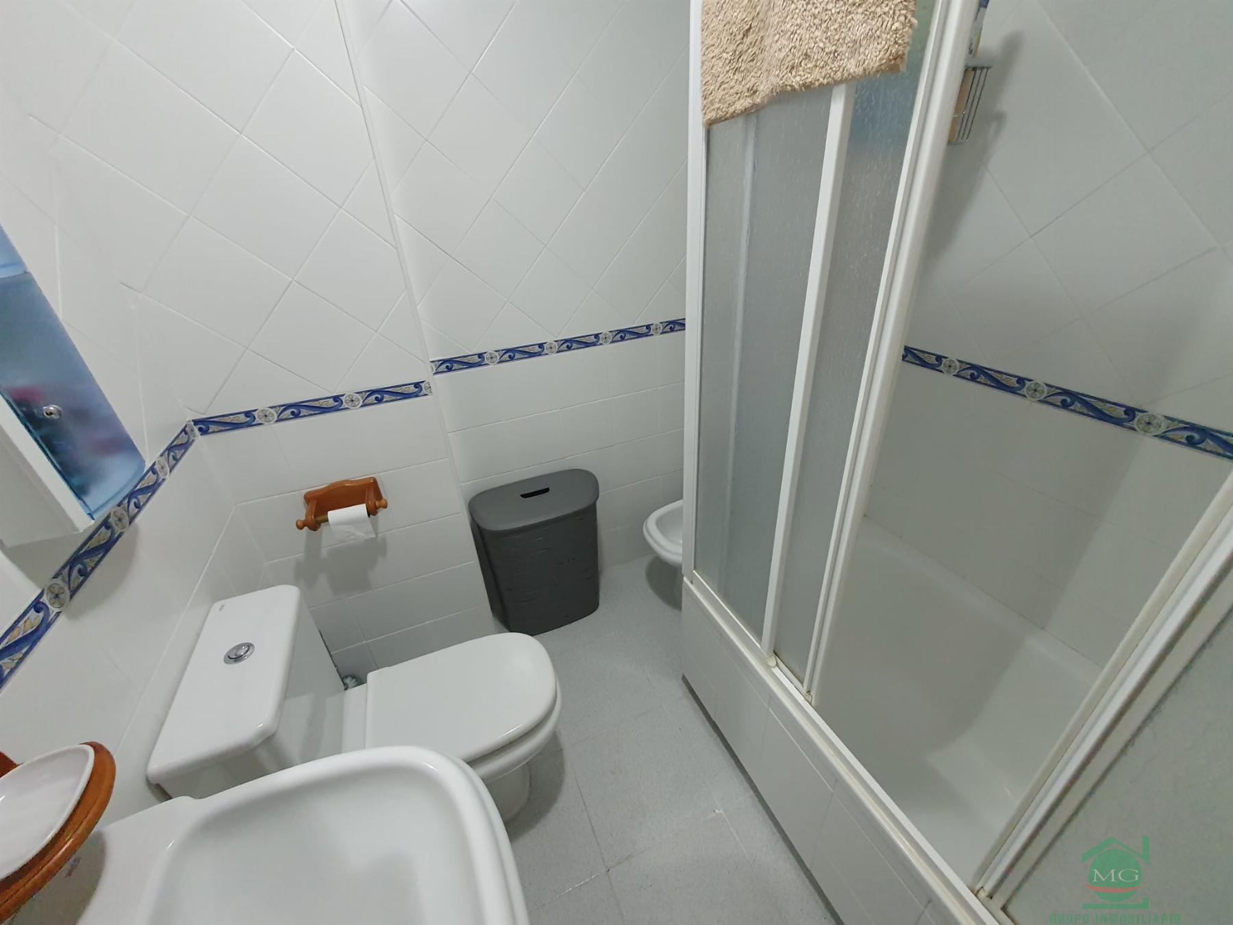 For sale of flat in San Luis de Sabinillas