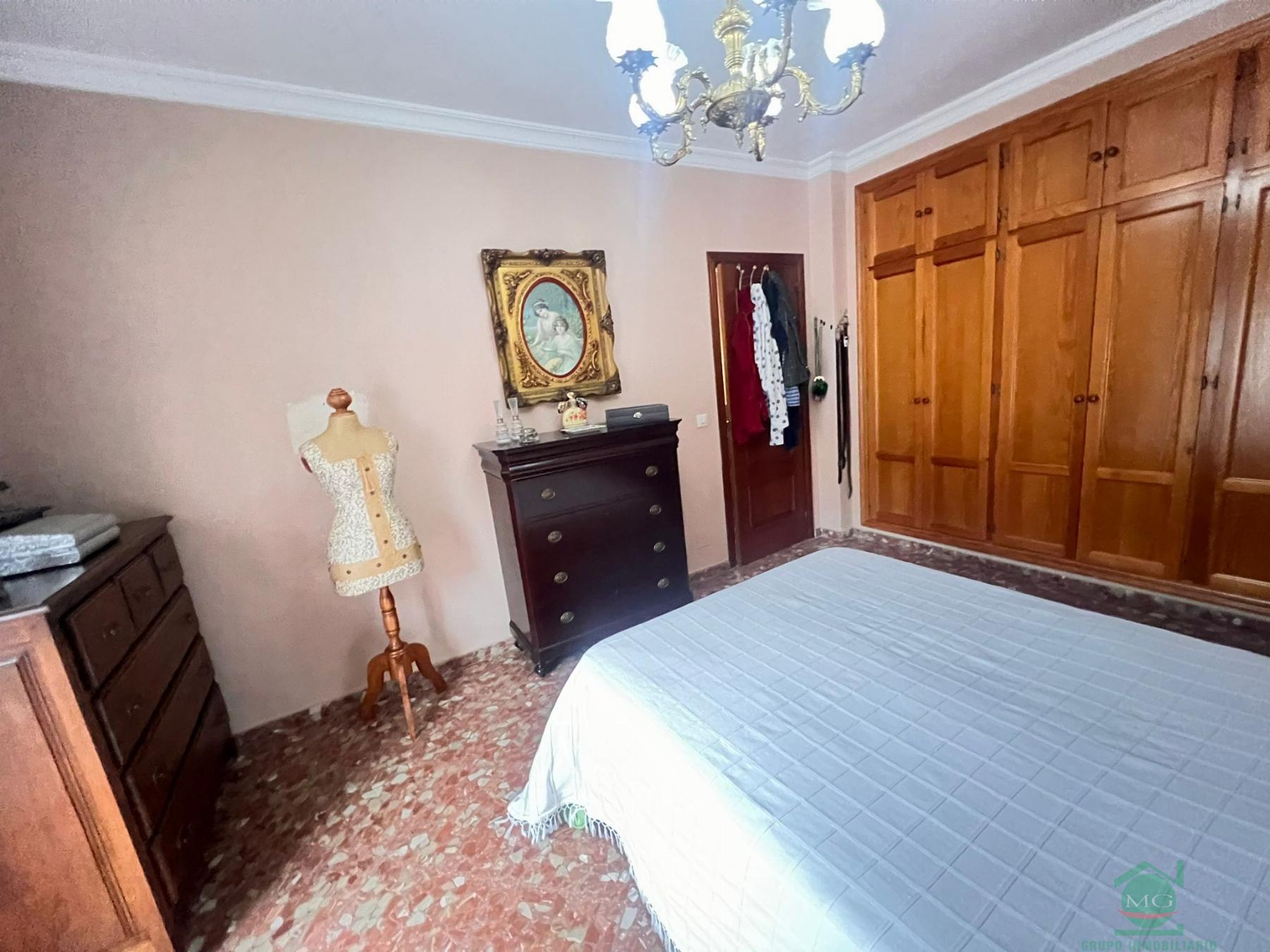 For sale of house in San Roque