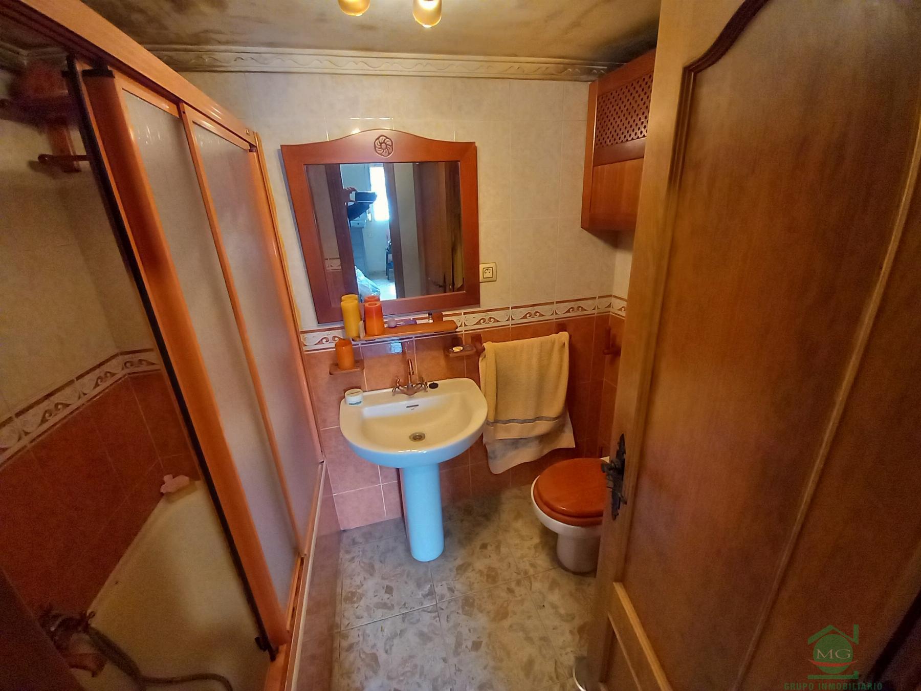 For sale of flat in La Linea de la Concepcion