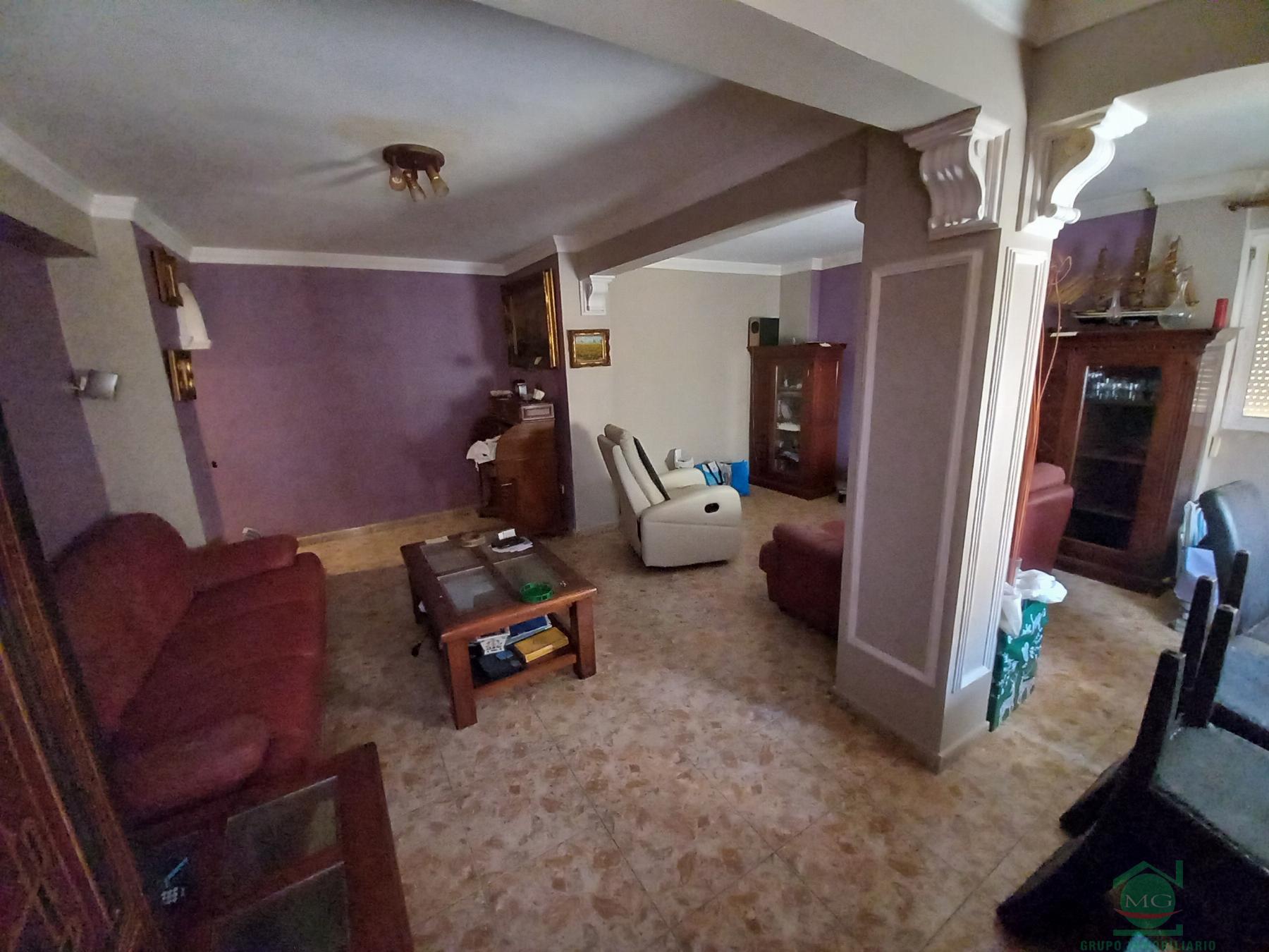 For sale of flat in La Linea de la Concepcion