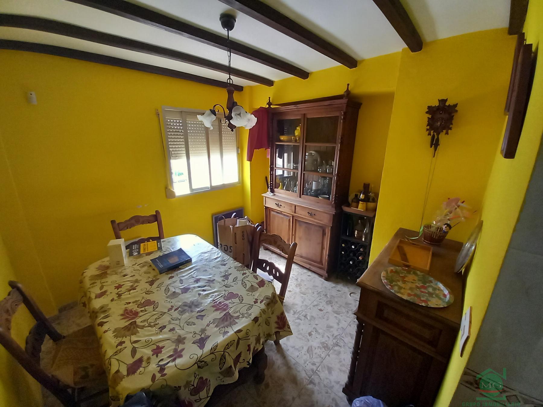 For sale of flat in La Linea de la Concepcion