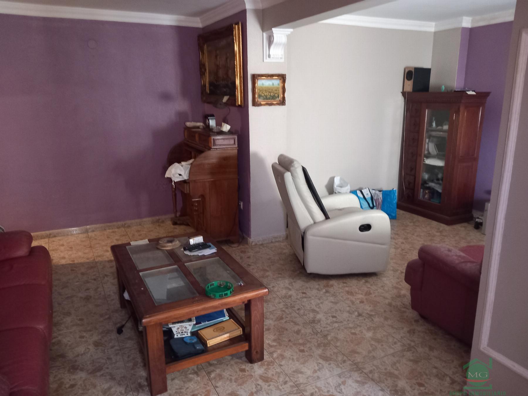 For sale of flat in La Linea de la Concepcion