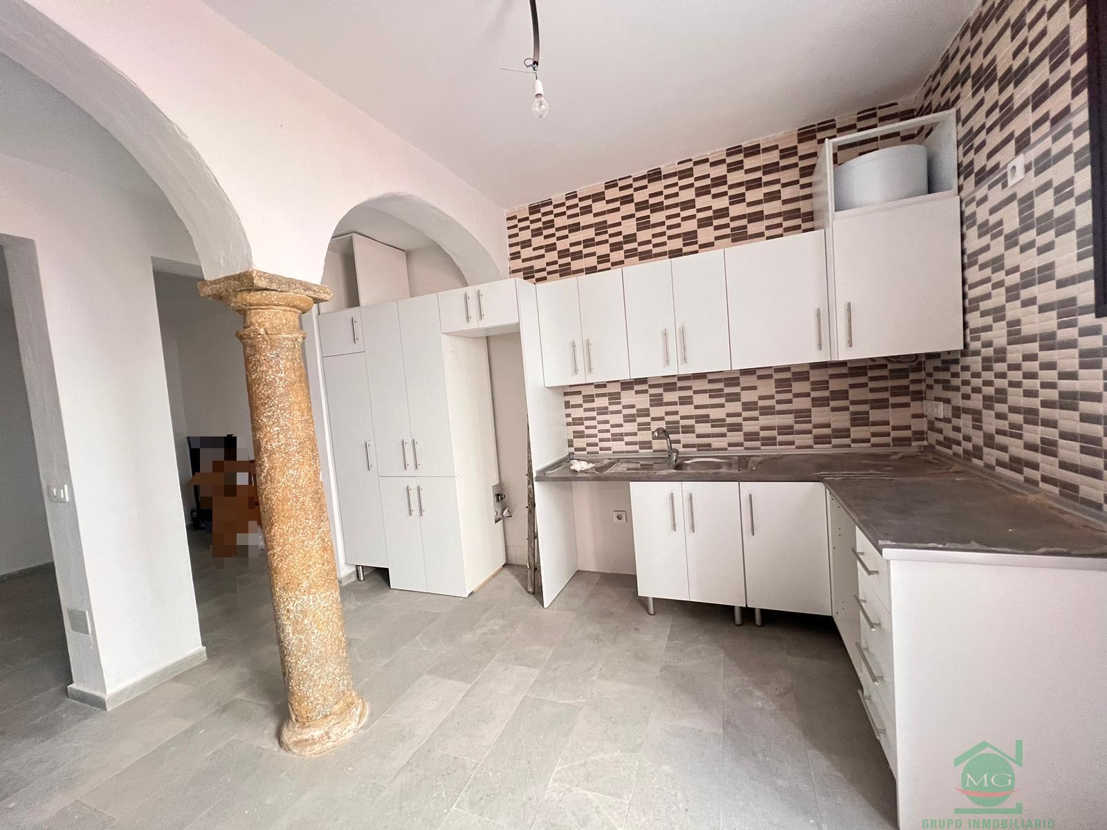 For sale of house in San Roque