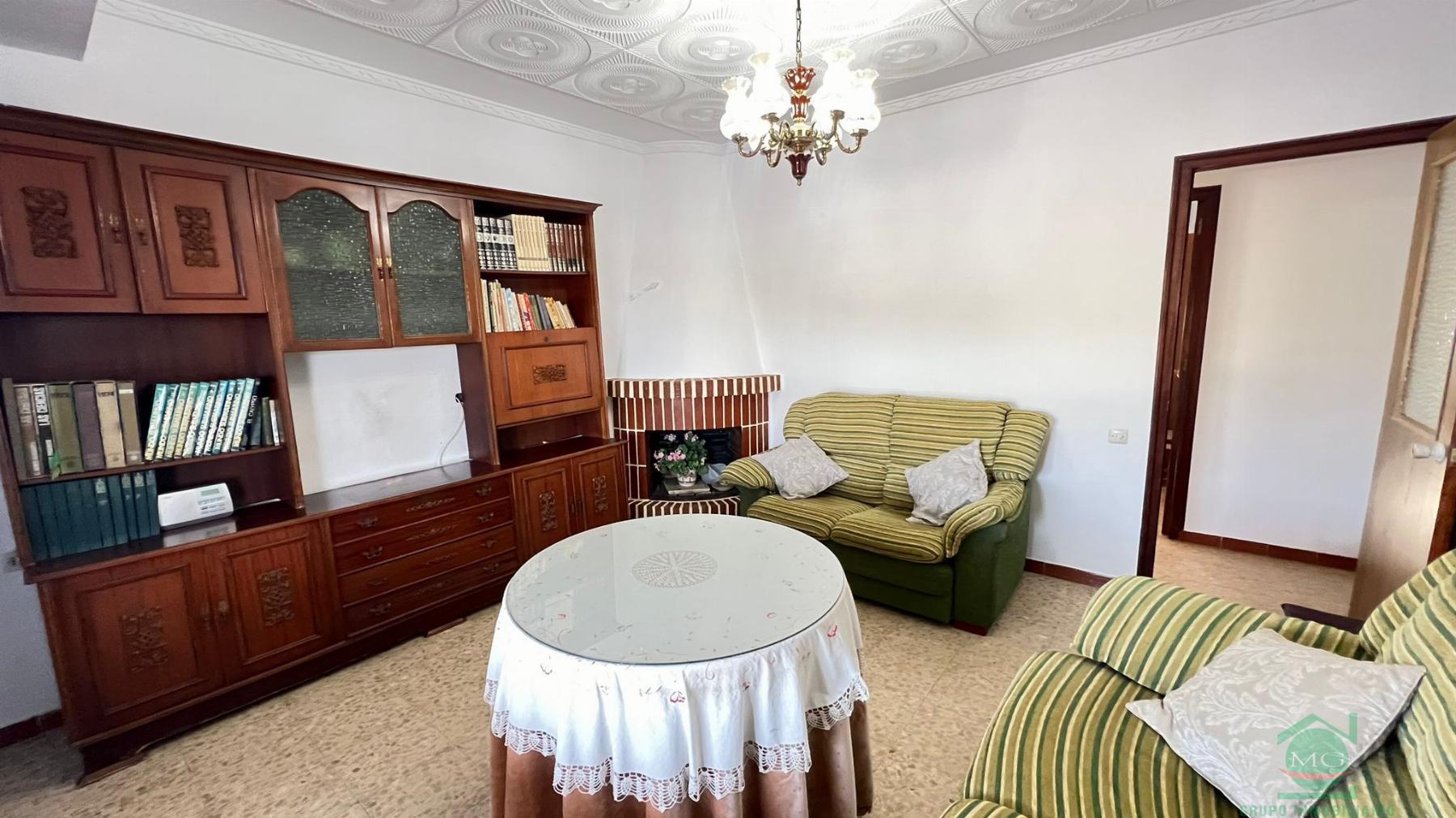 For sale of house in San Roque