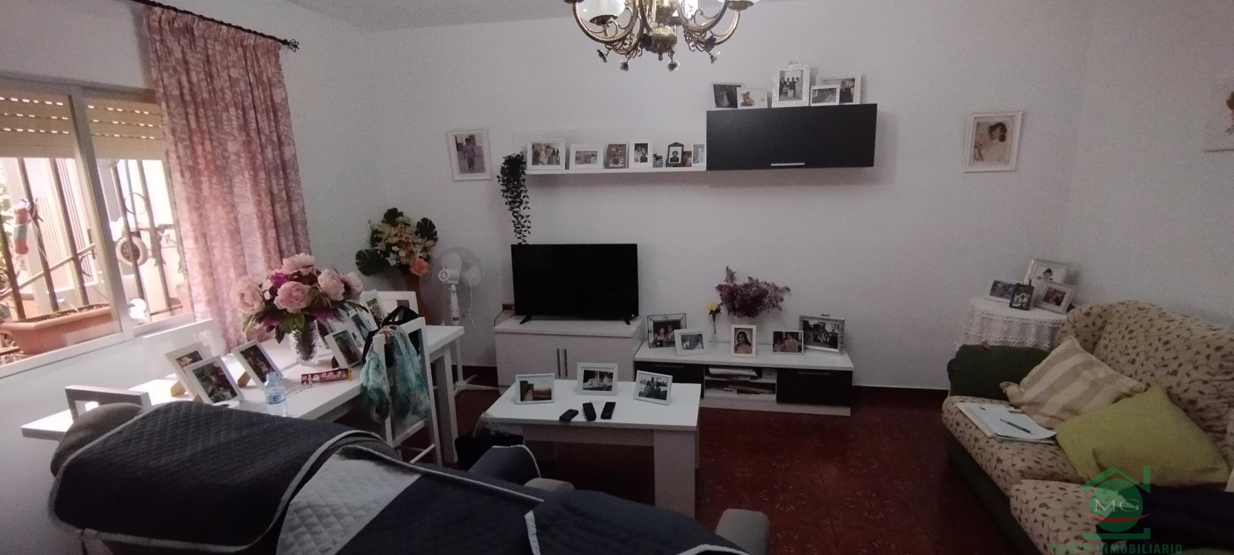 For sale of house in Los Barrios