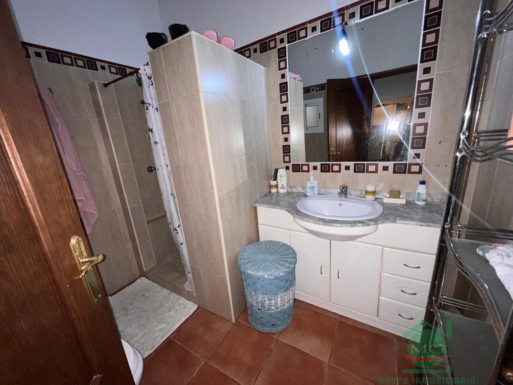 For sale of house in San Roque