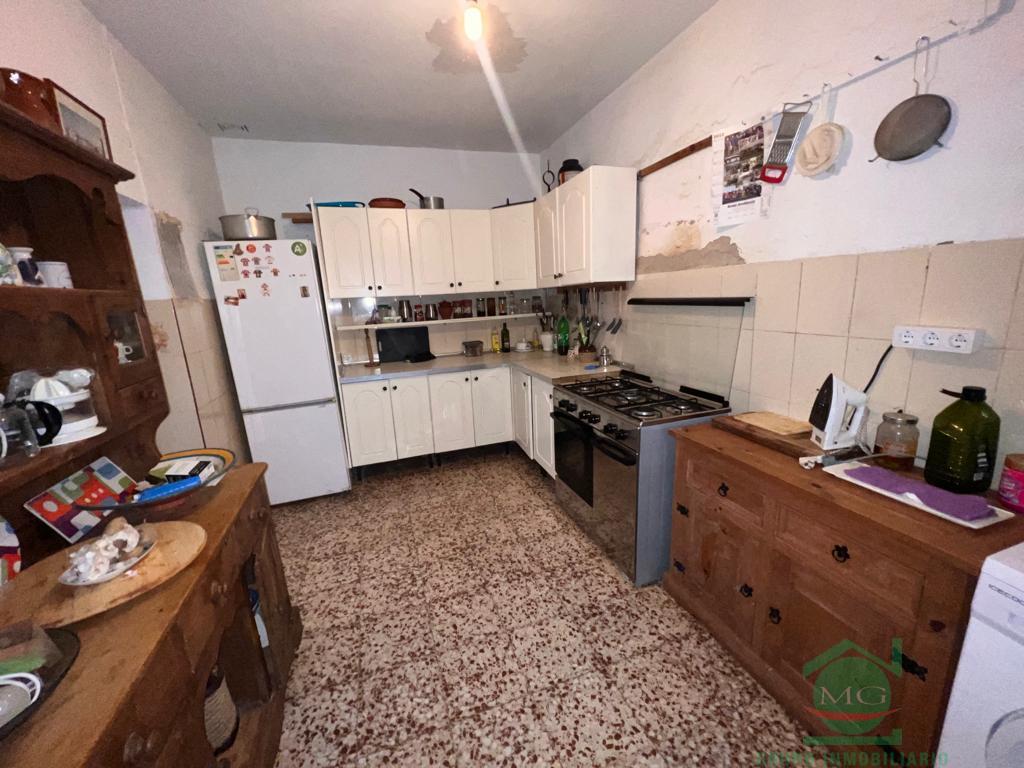 For sale of house in San Roque