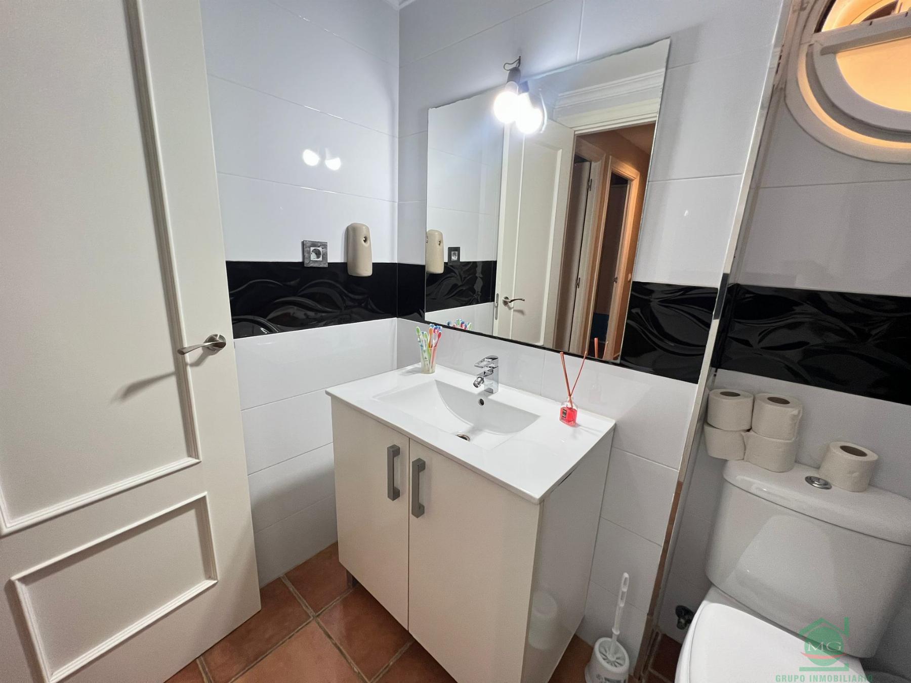 For sale of flat in San Roque