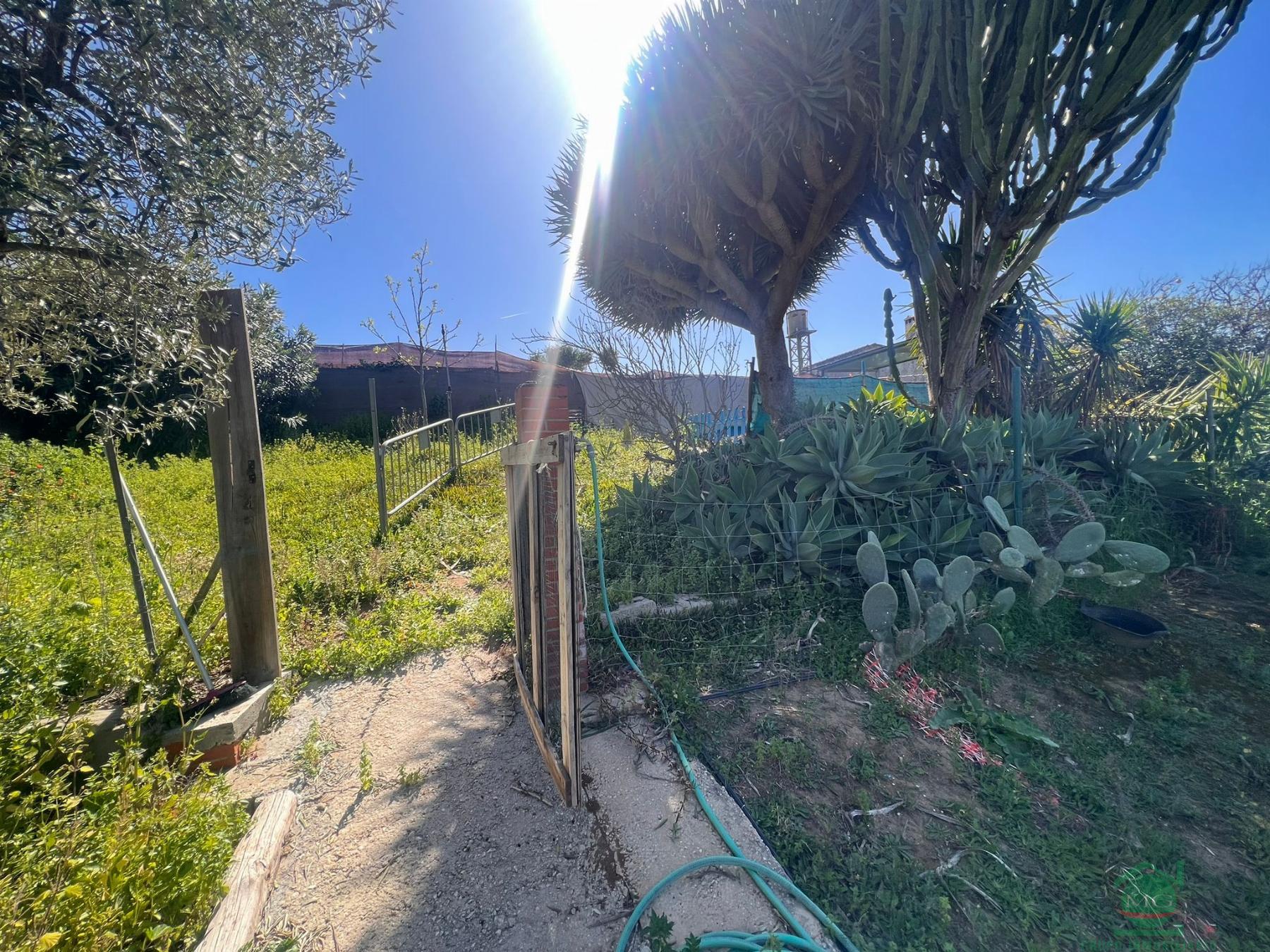 For sale of land in San Roque