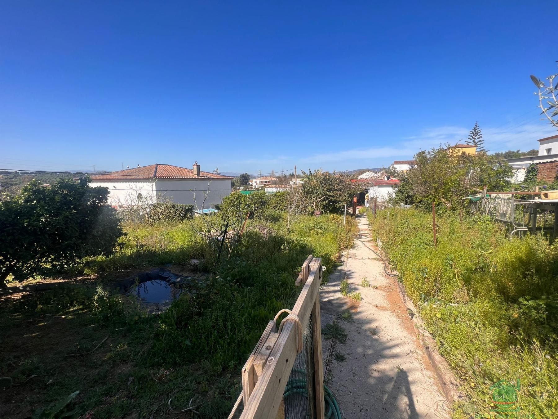 For sale of land in San Roque