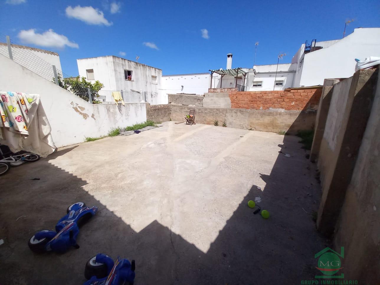 For sale of house in San Roque