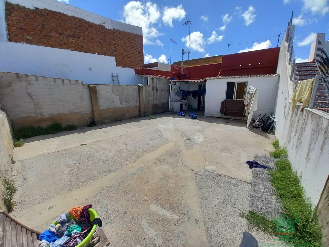 For sale of house in San Roque