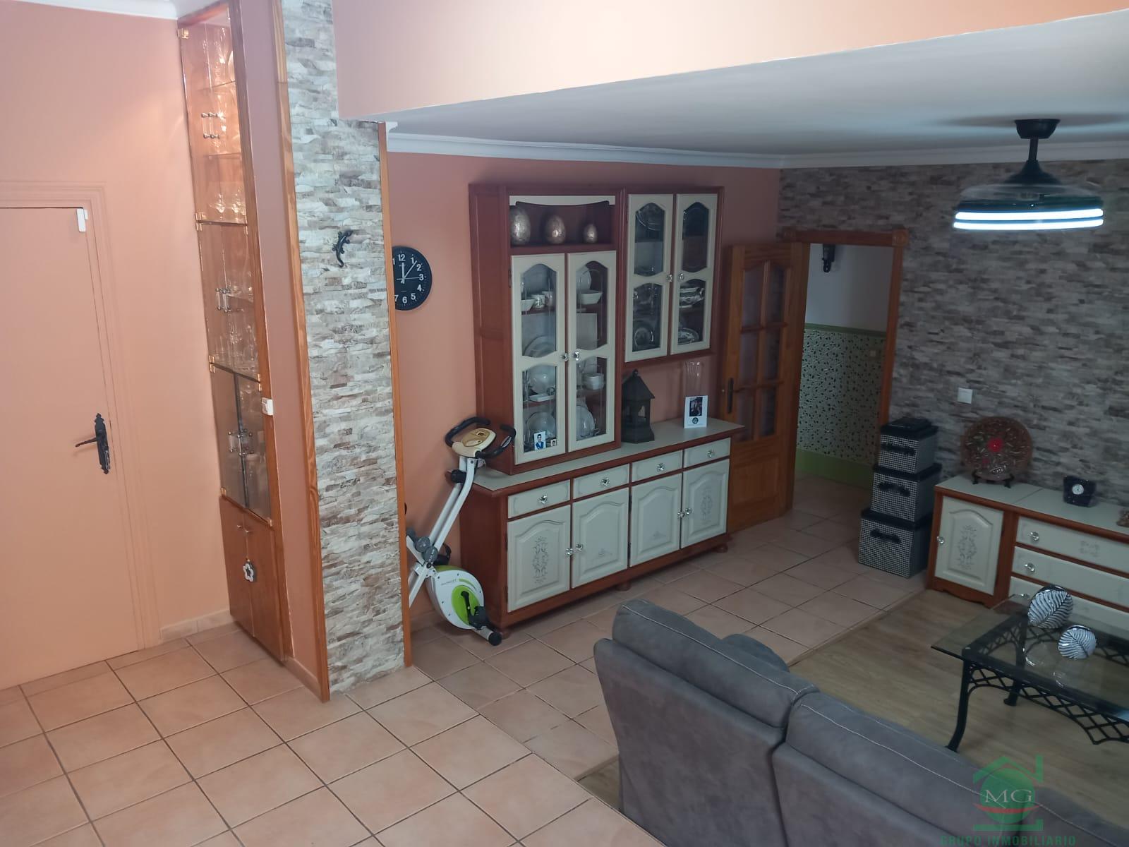 For sale of house in Campamento