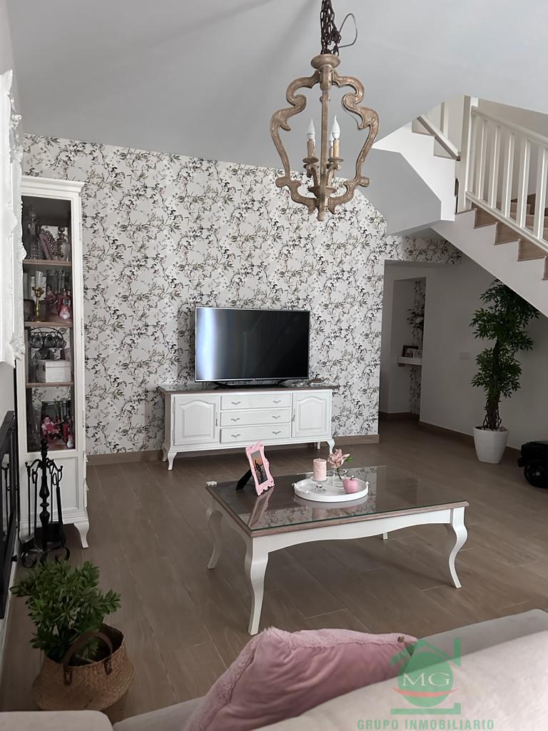 For sale of house in San Roque