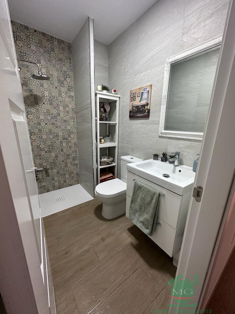 For sale of house in San Roque