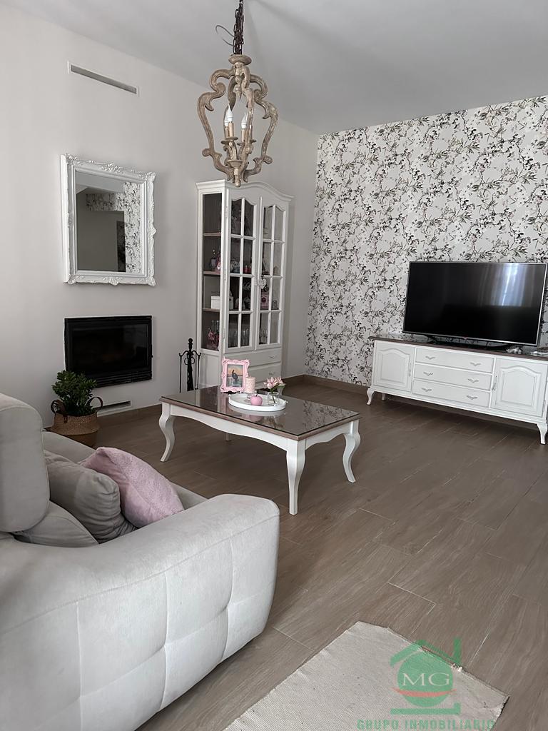 For sale of house in San Roque