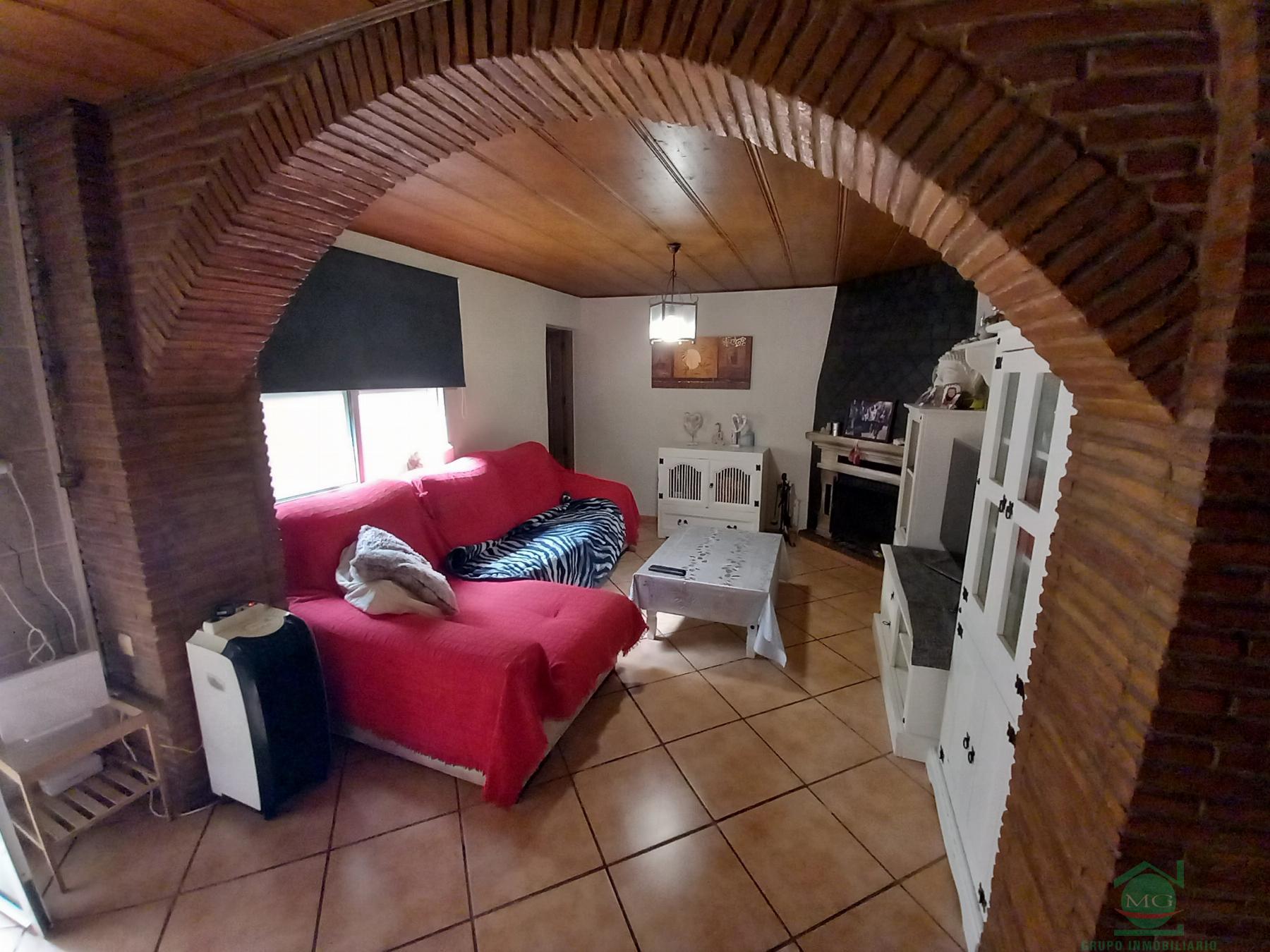 For sale of house in La Linea de la Concepcion