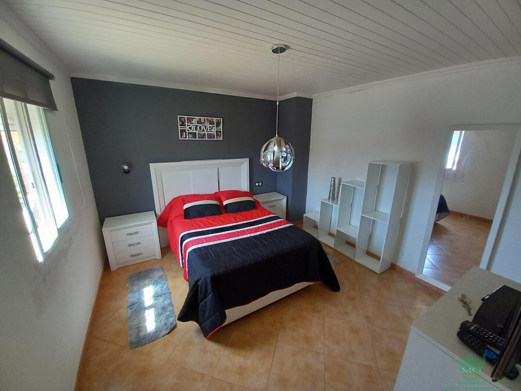 For sale of house in La Linea de la Concepcion