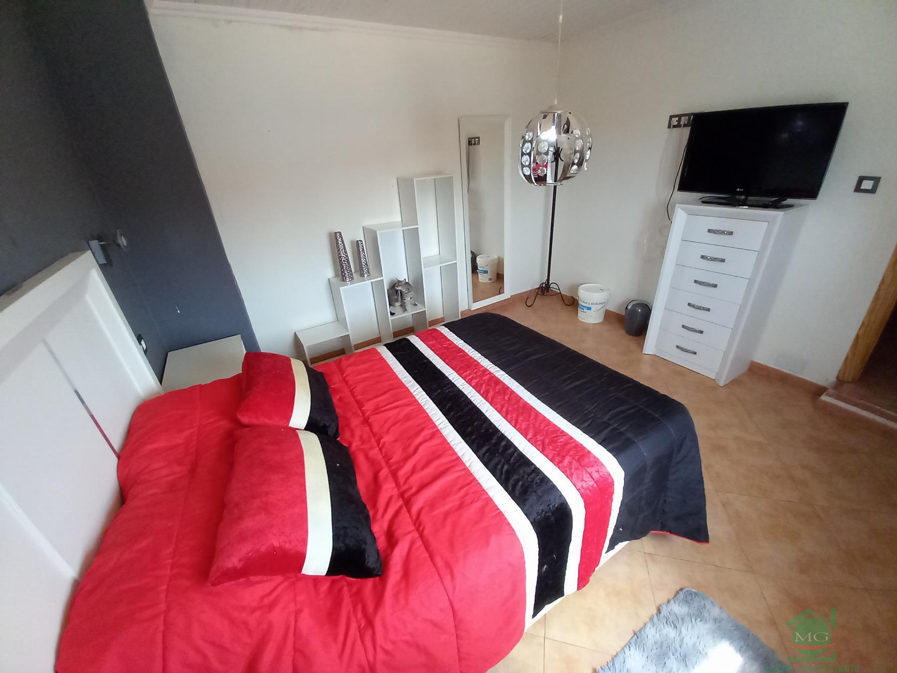 For sale of house in La Linea de la Concepcion