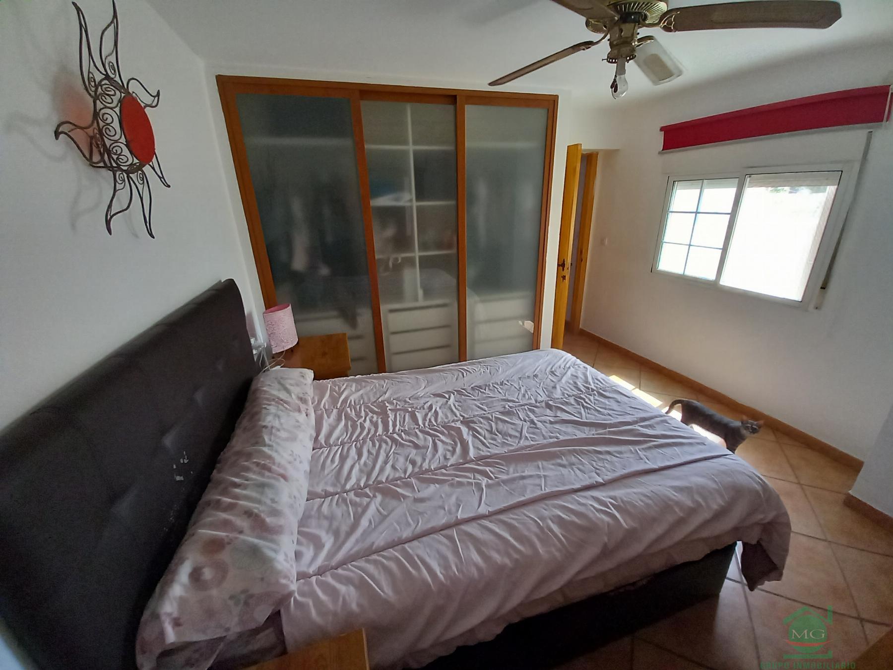 For sale of house in La Linea de la Concepcion
