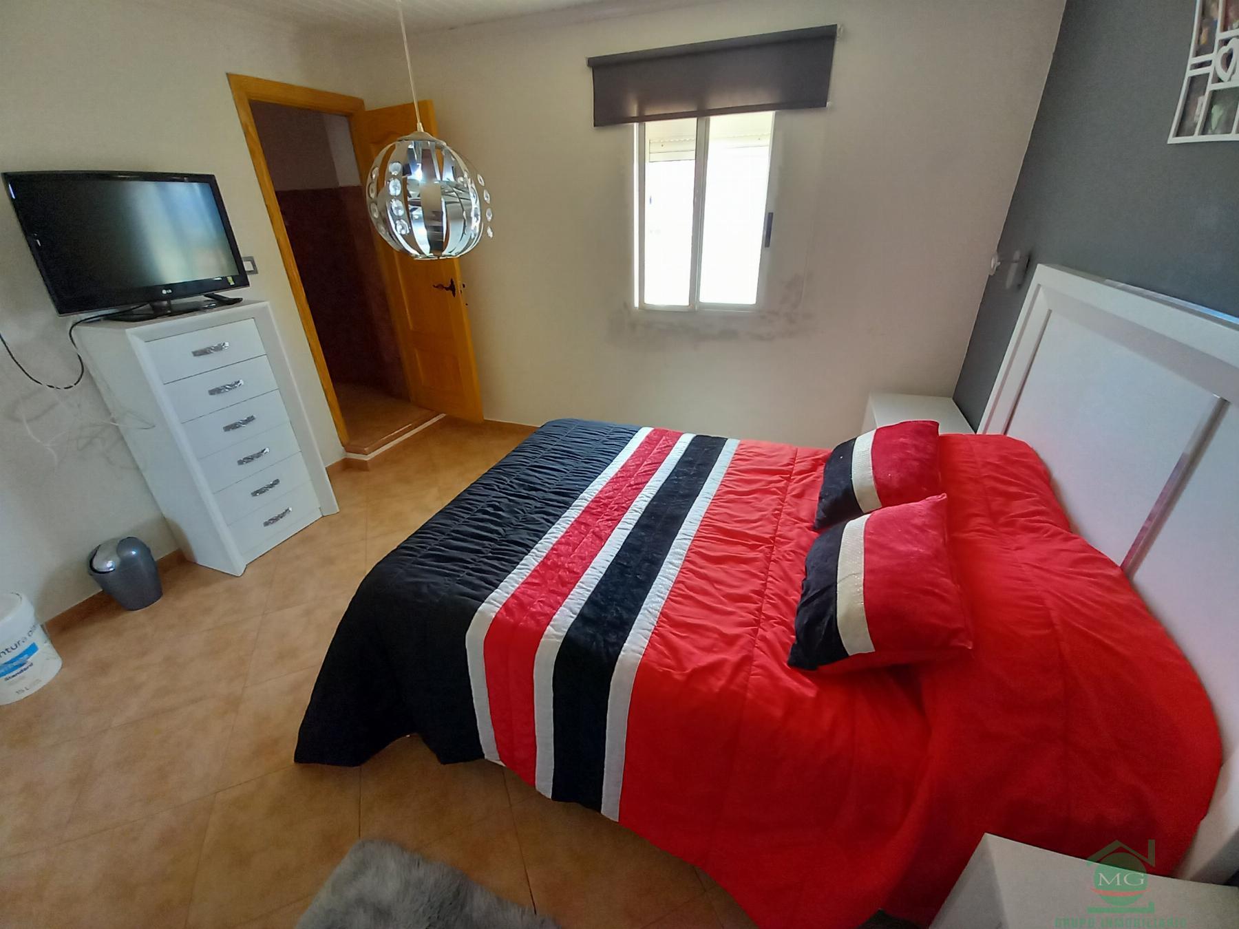For sale of house in La Linea de la Concepcion