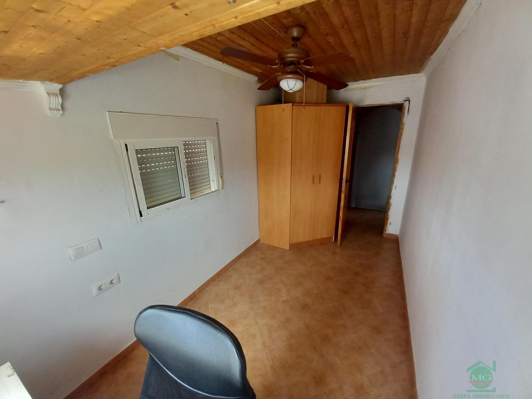 For sale of house in La Linea de la Concepcion