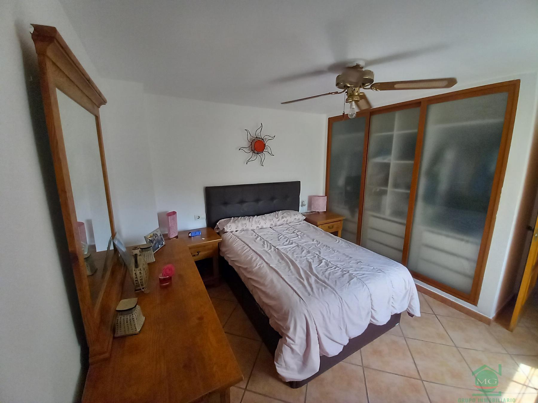 For sale of house in La Linea de la Concepcion