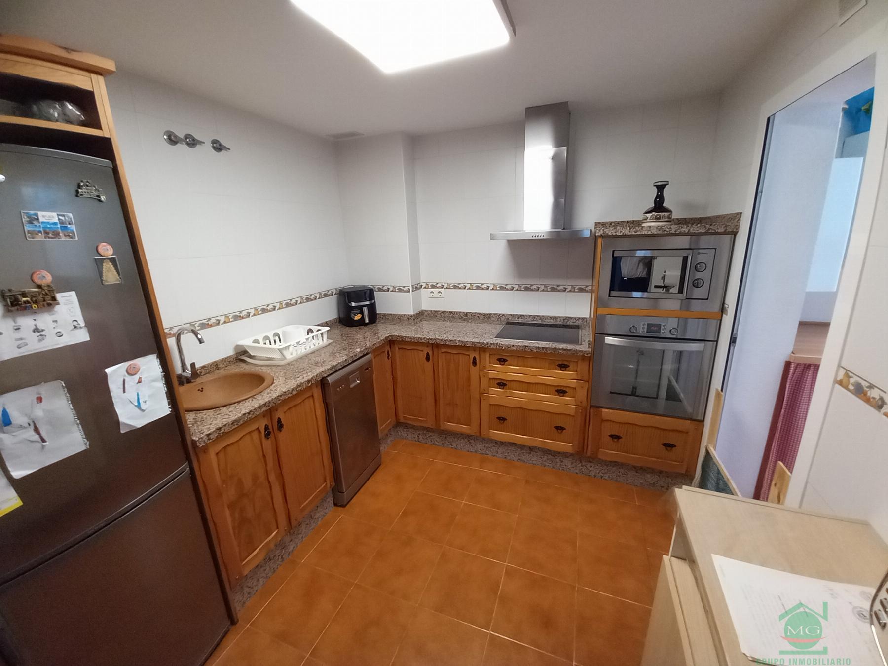 For sale of flat in Puente Mayorga