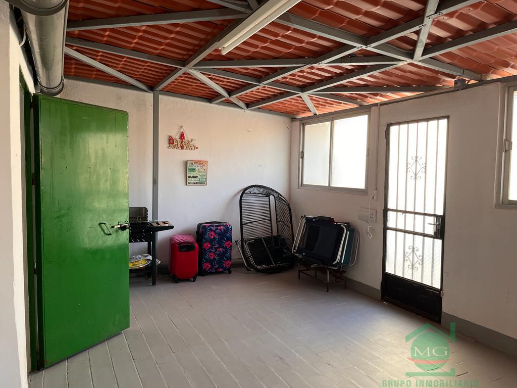 For sale of house in Puente Mayorga