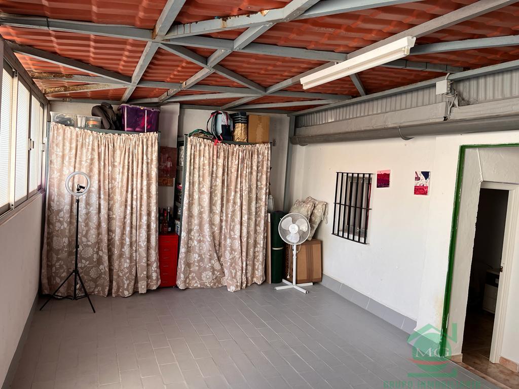 For sale of house in Puente Mayorga