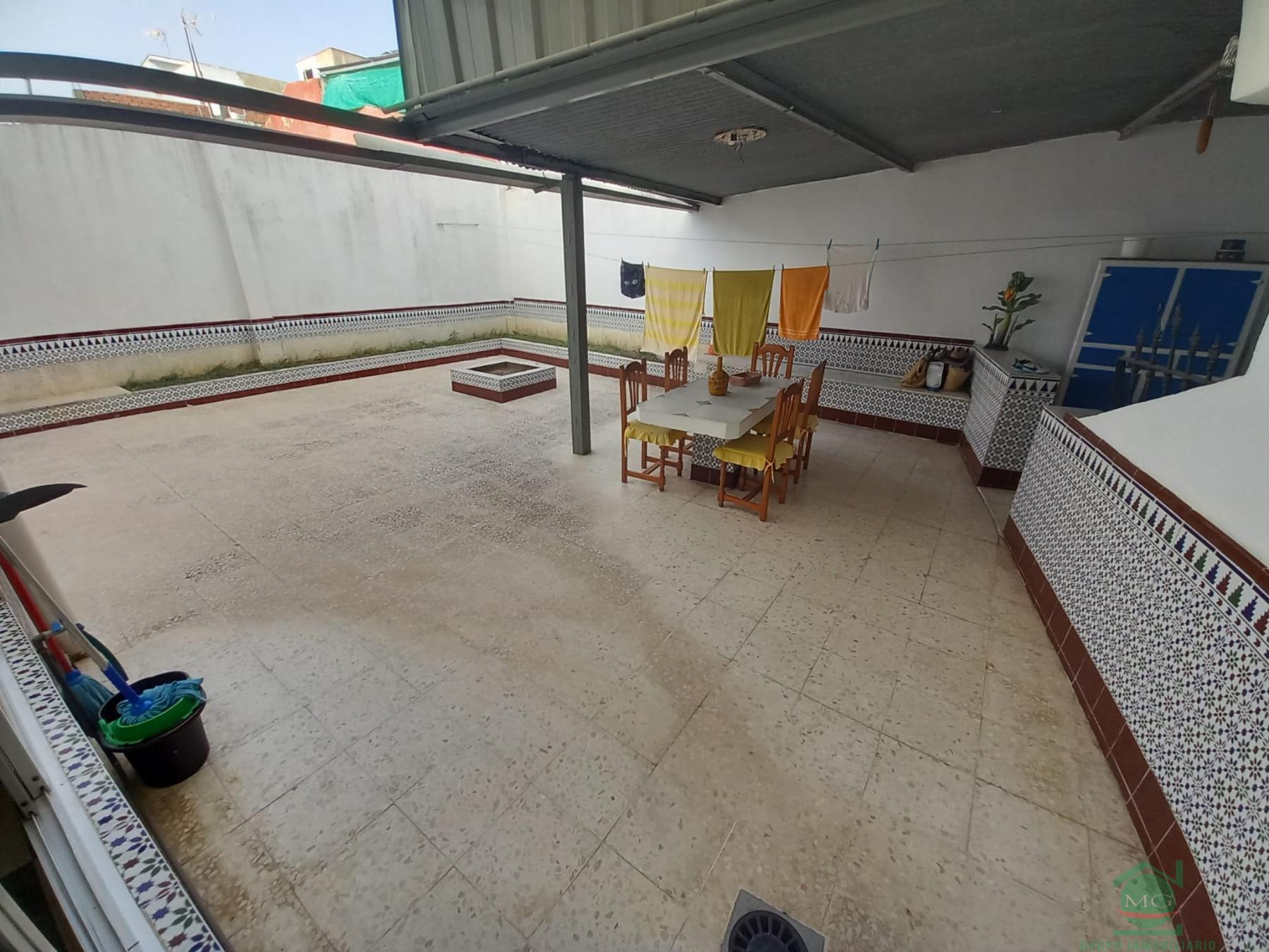 For sale of house in San Roque