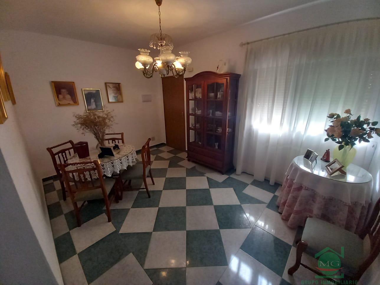 For sale of house in San Roque