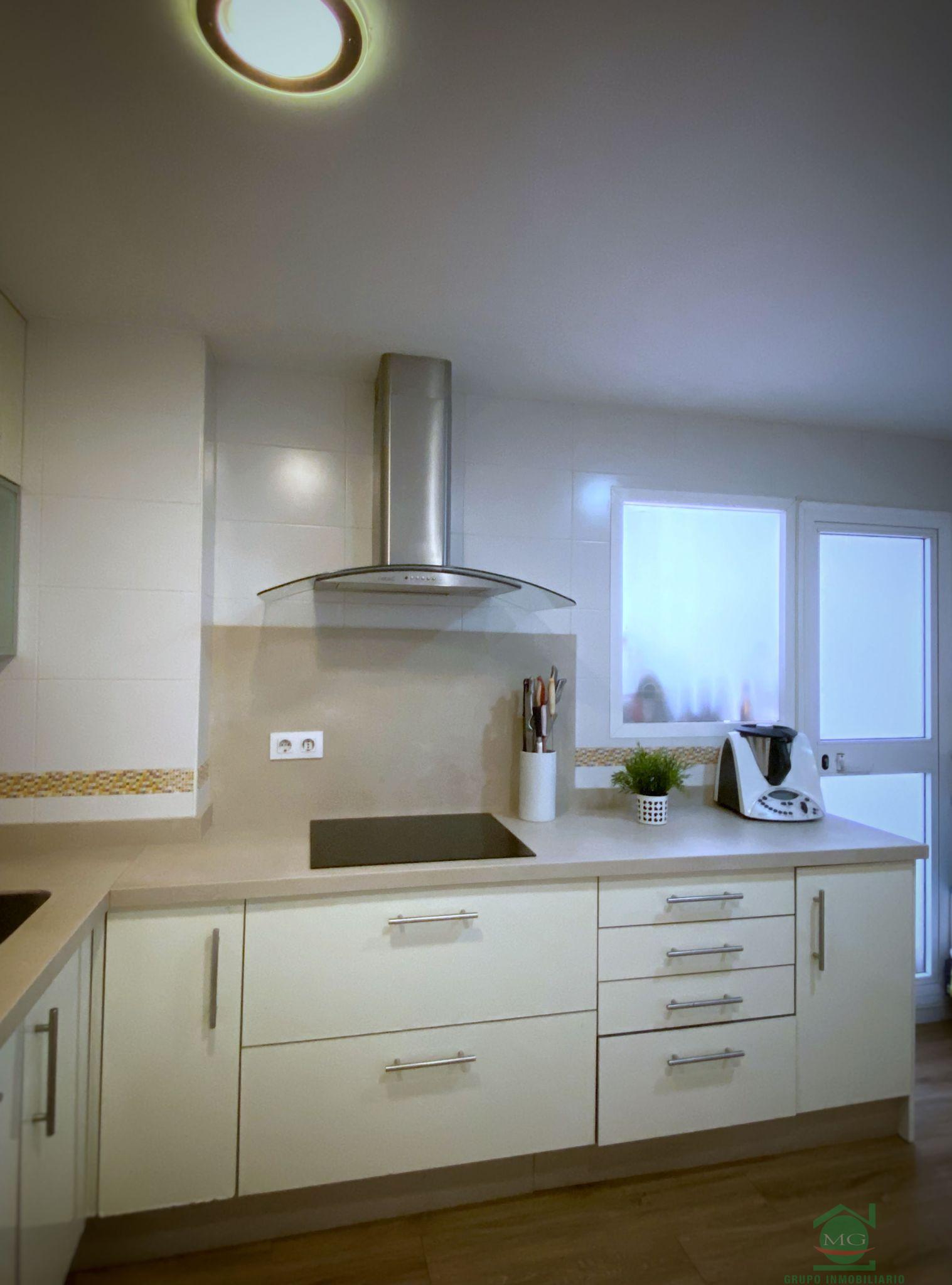 For sale of flat in San Roque
