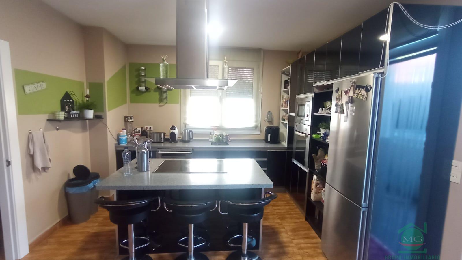 For sale of house in San Roque