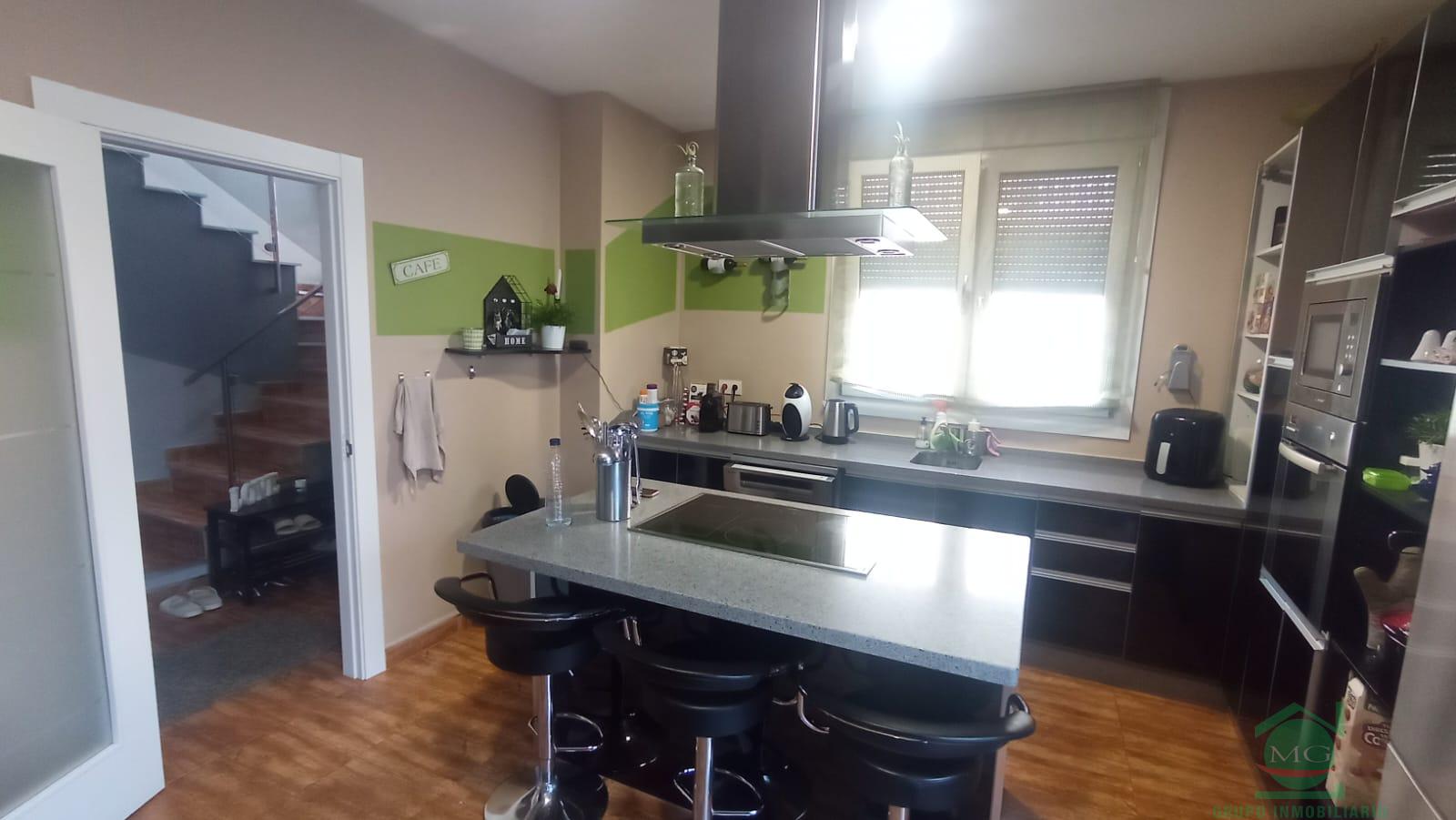 For sale of house in San Roque
