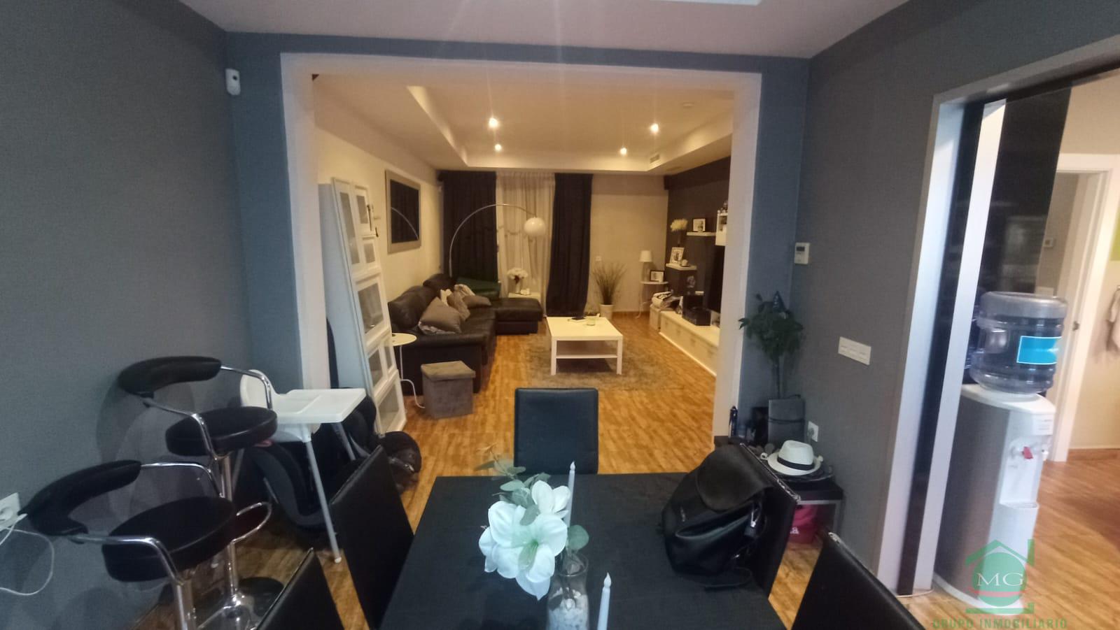 For sale of house in San Roque