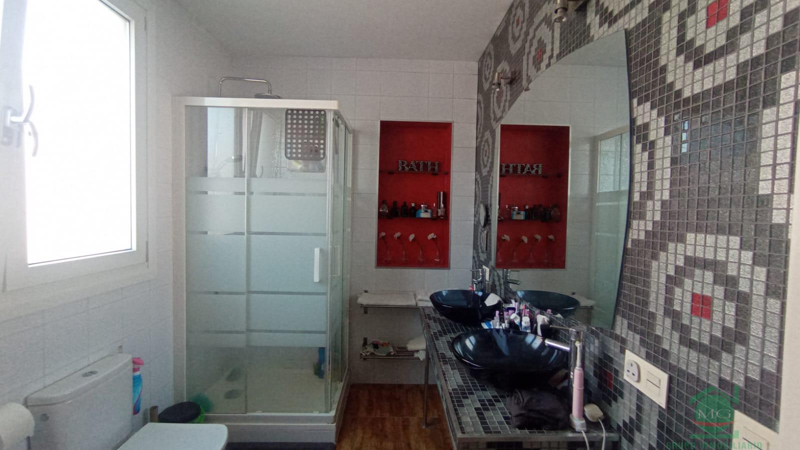 For sale of house in San Roque