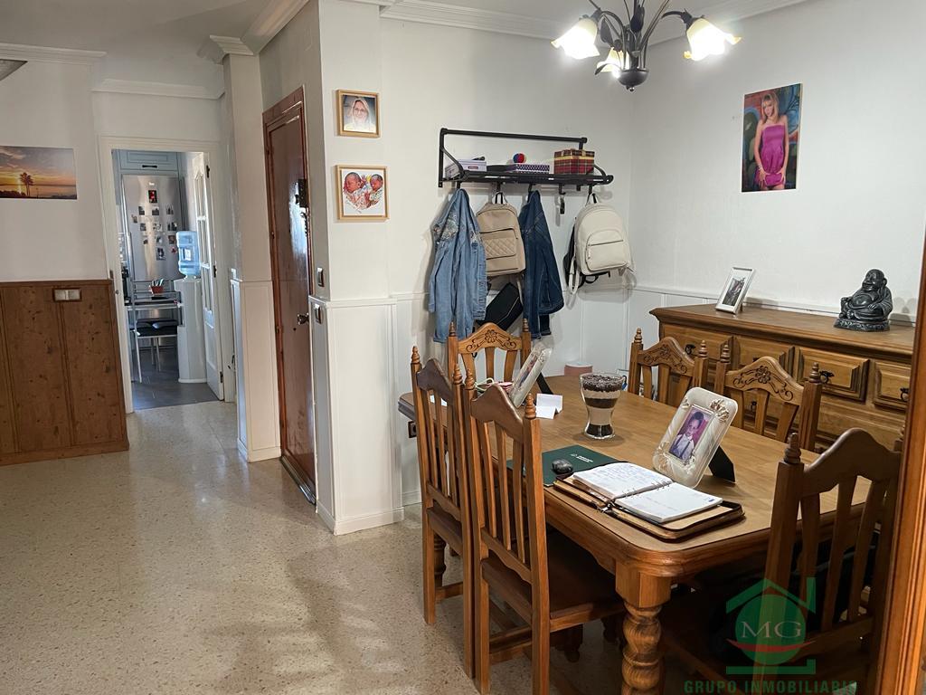 For sale of house in Algeciras