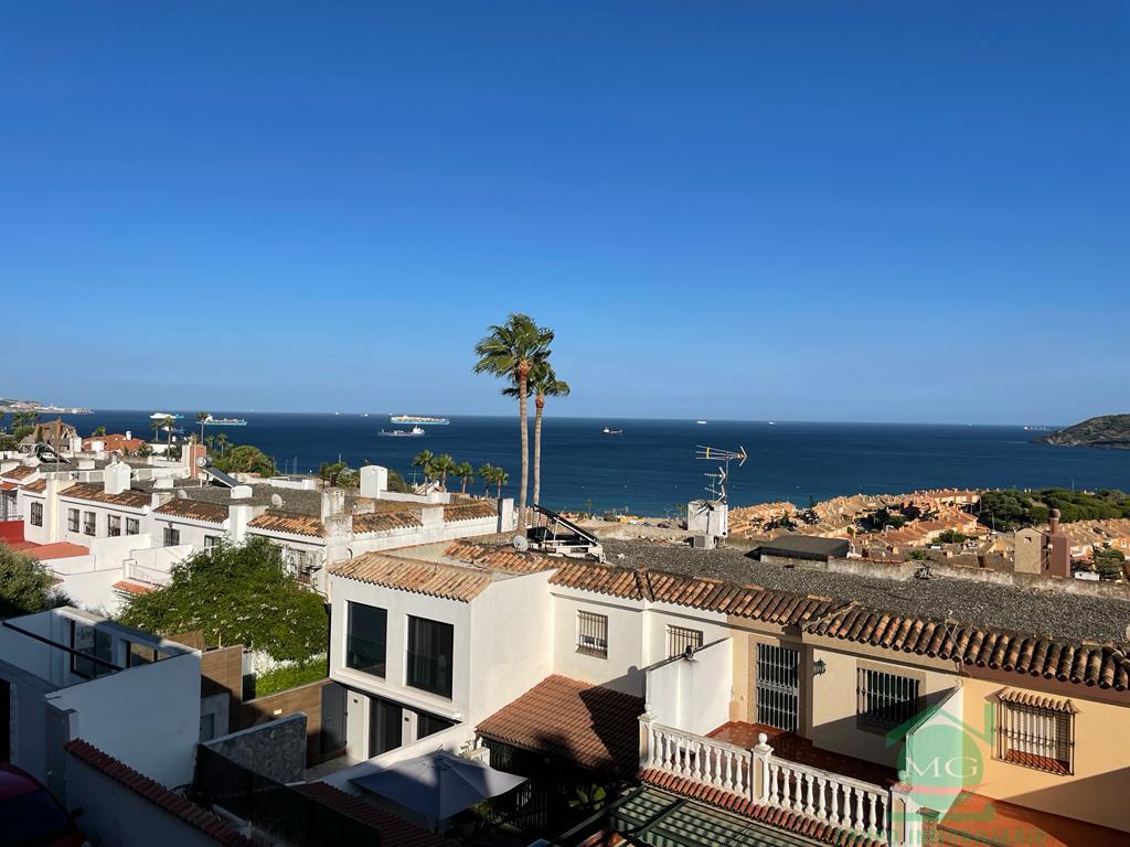For sale of house in Algeciras