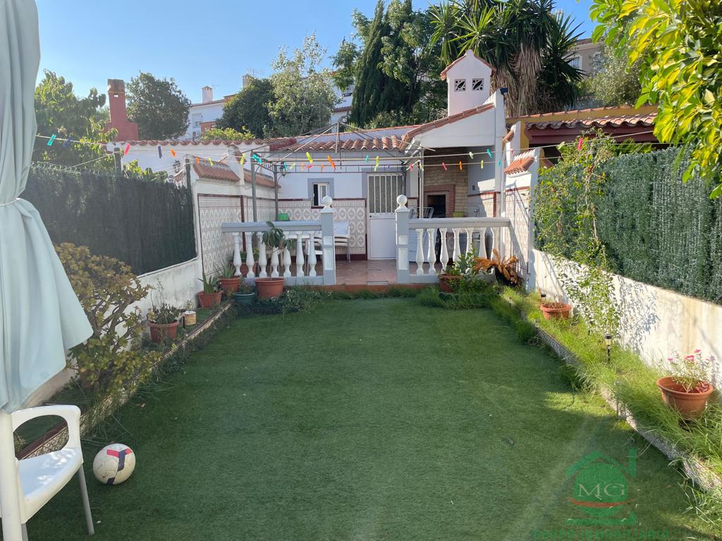 For sale of house in Algeciras