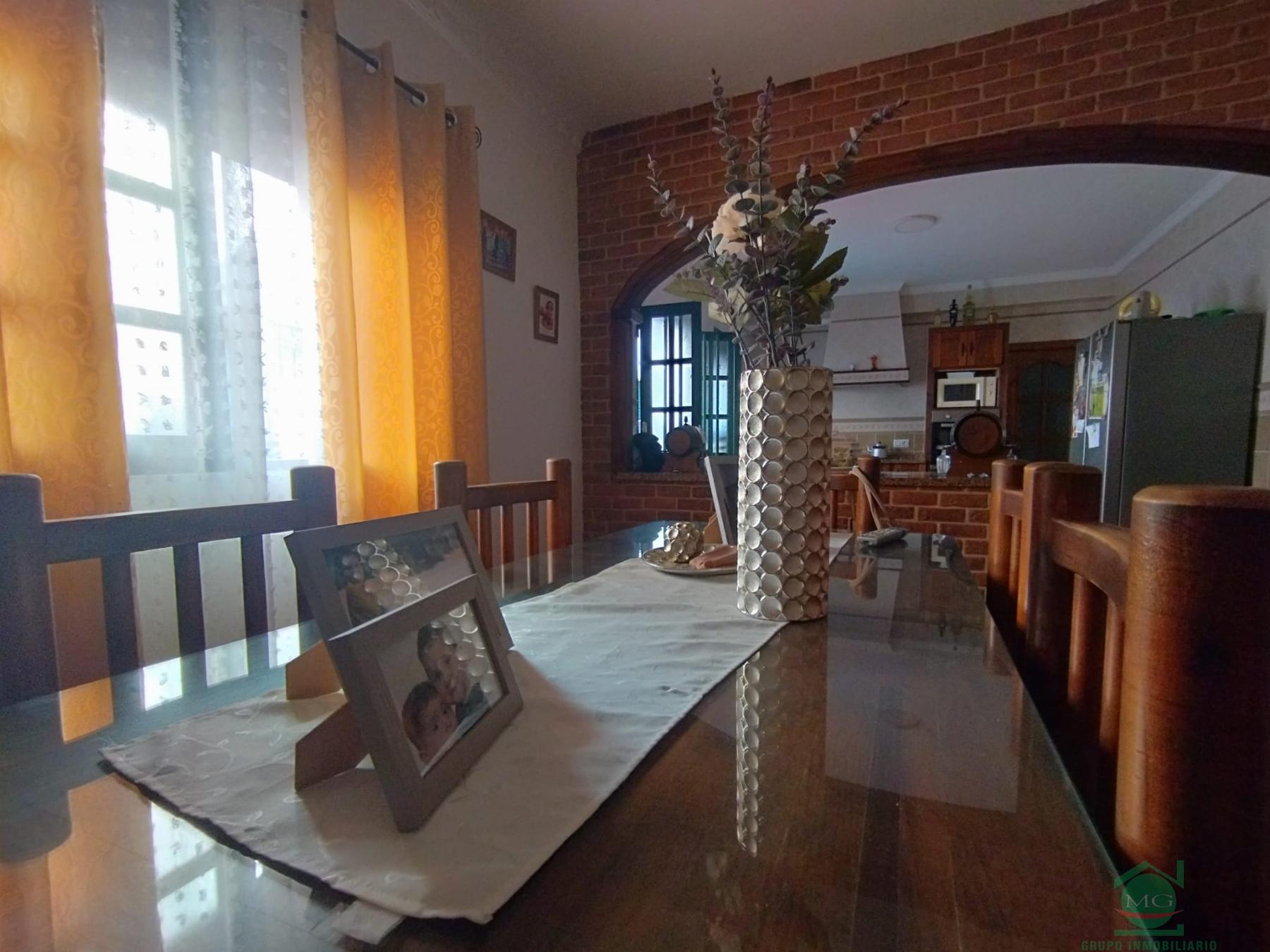 For sale of house in Los Barrios