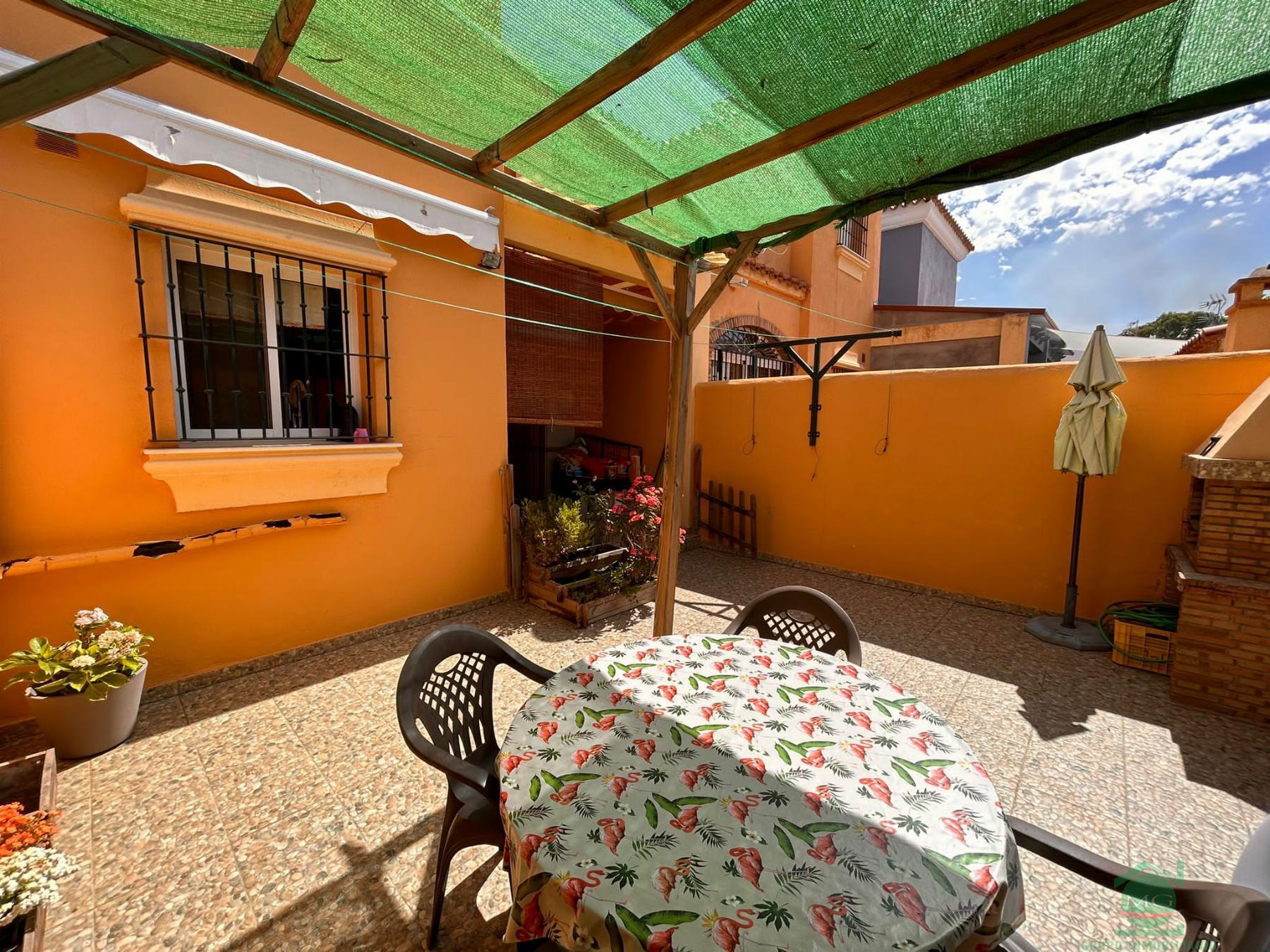 For sale of house in Los Barrios