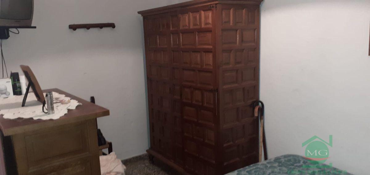 For sale of house in San Roque