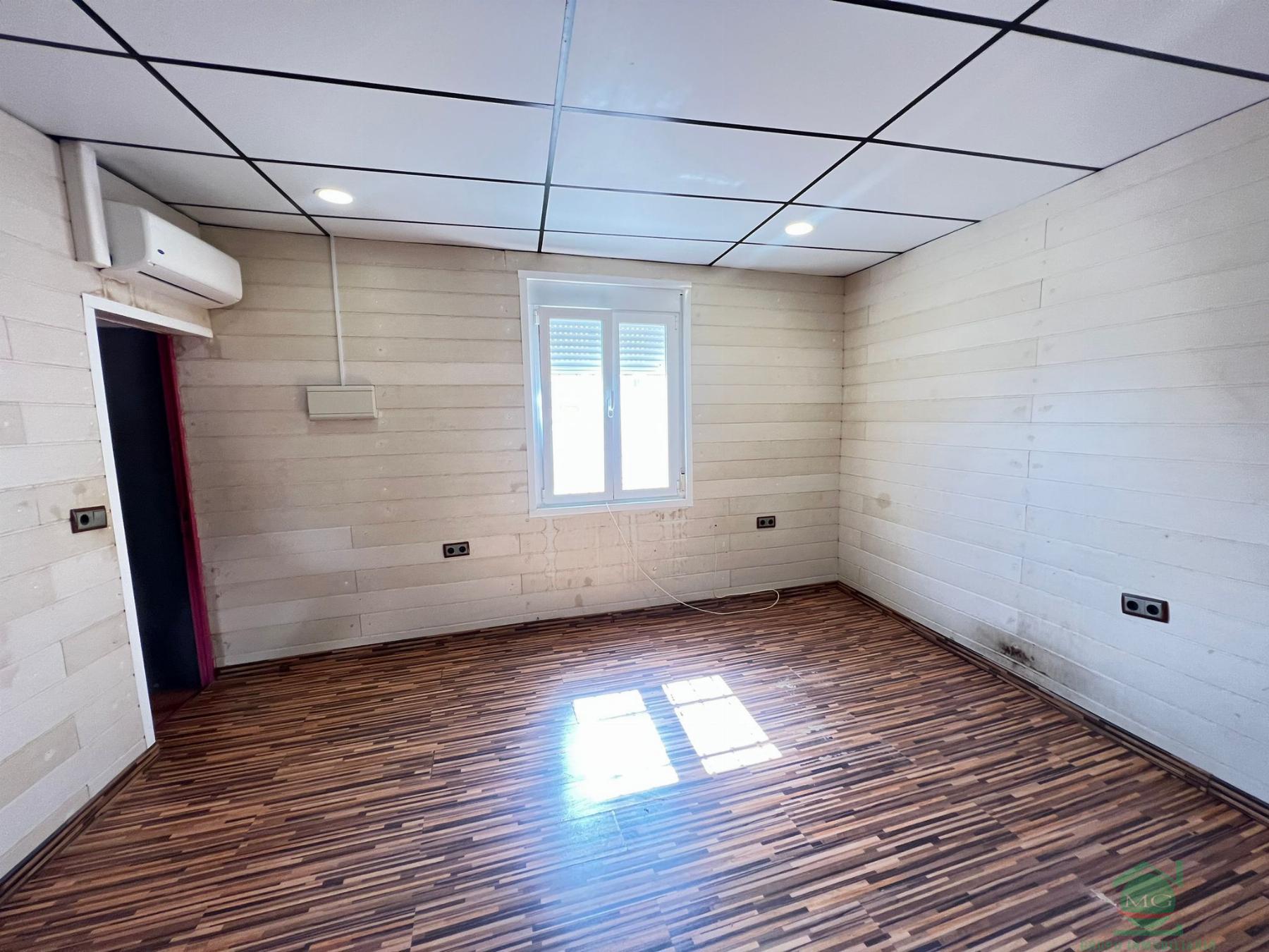 For sale of house in San Roque