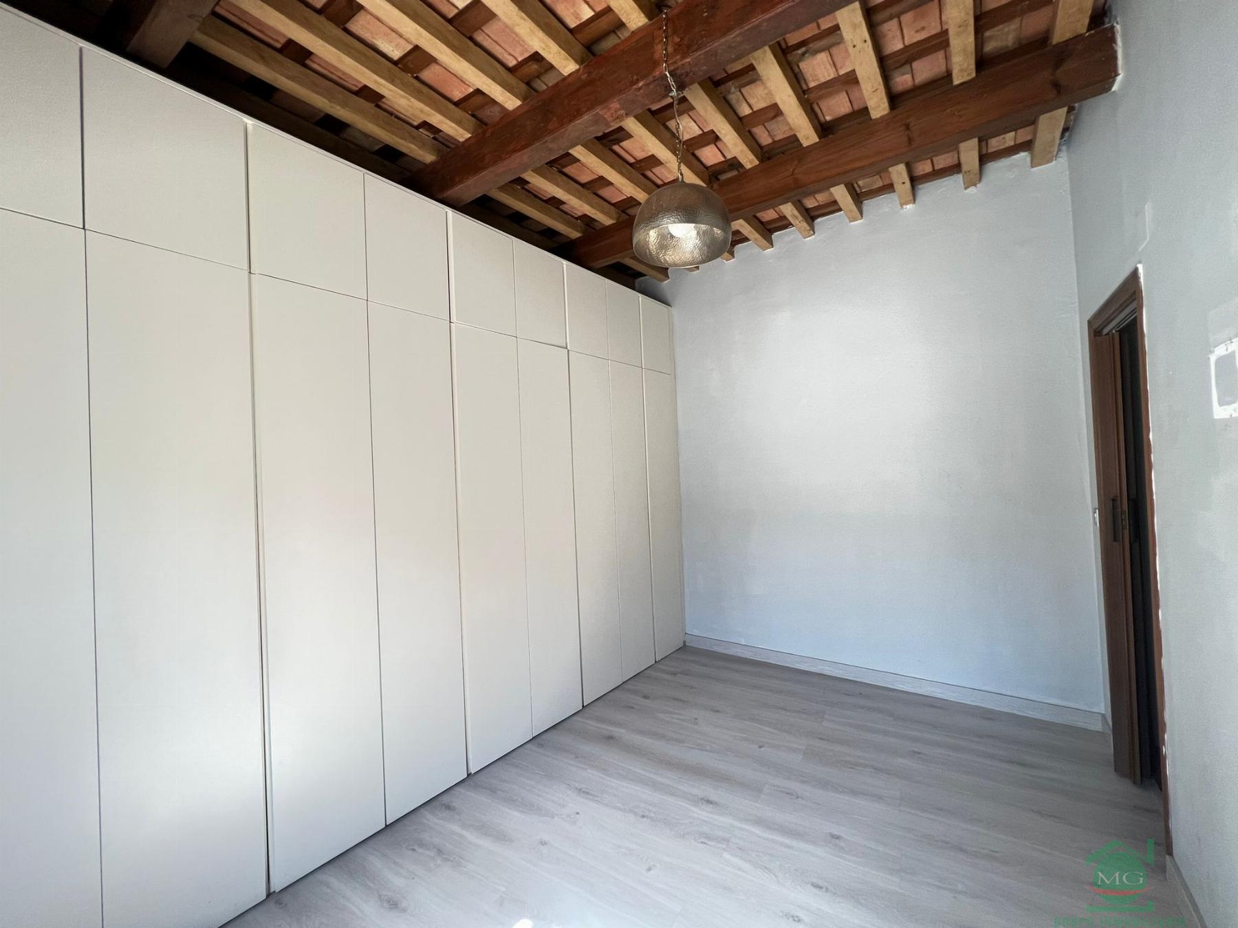For sale of house in San Roque