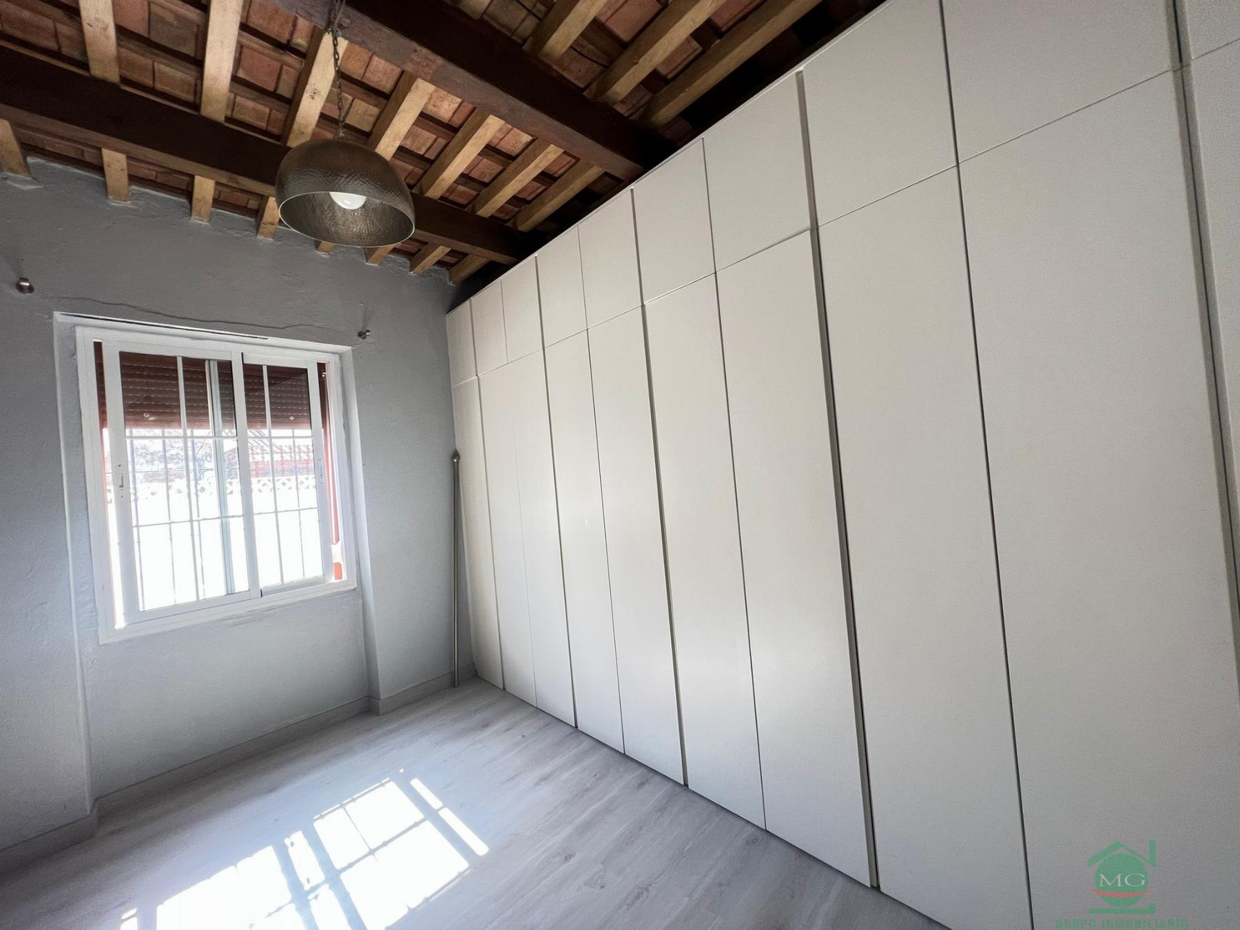 For sale of house in San Roque